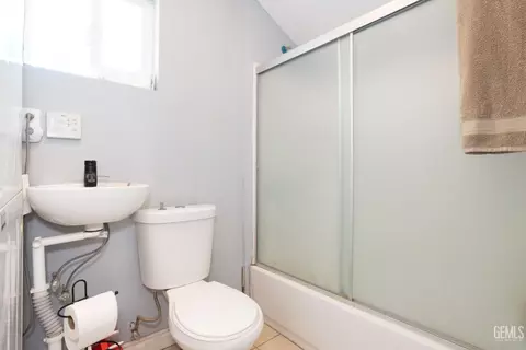 6402 Graves Ave, Van Nuys, CA 91406 photo 46