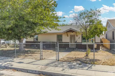 214 Pierce St, Taft, CA 93268 photo 2