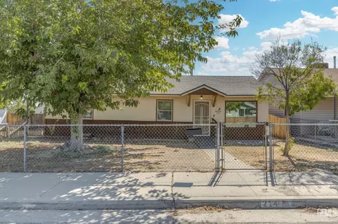 214 Pierce St, Taft, CA 93268 photo 3