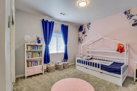 Bedroom - 9320 Ribston Ave, Bakersfield, CA 93312 photo 3 of 5