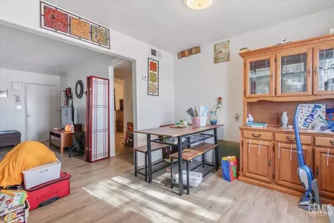 Dining - 13645 Gilbert St, North Edwards, CA 93523 photo 2 of 2