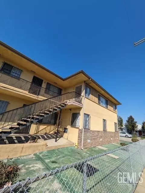 3305 W 21st St, Los Angeles, CA 90018