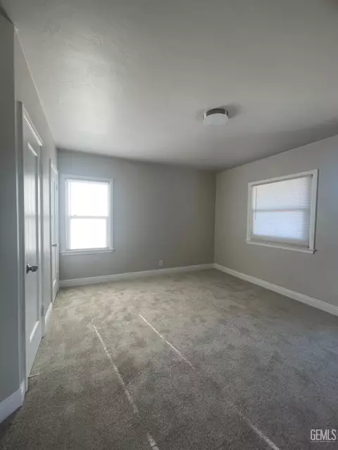 Bedroom - 427 E St, Tehachapi, CA 93561 photo 1 of 6