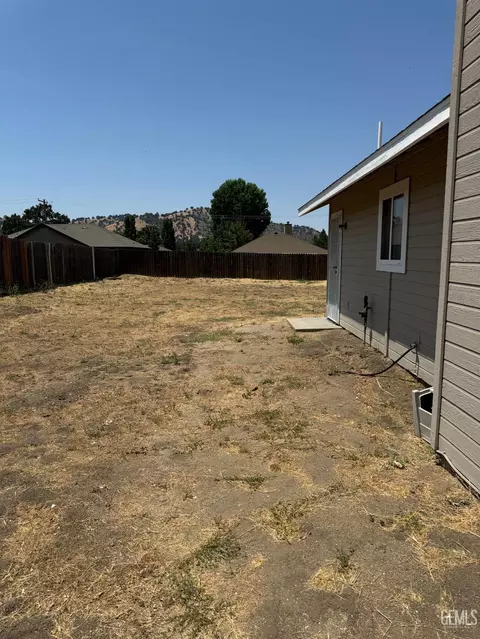 18101 Bold Venture Dr, Tehachapi, CA 93561 photo 14