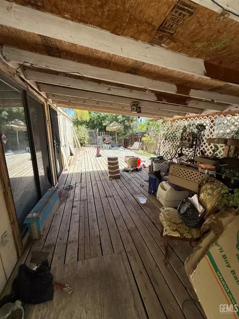 206 Pierce St, Taft, CA 93268 photo 4