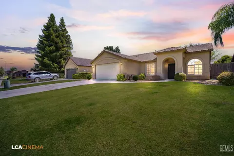 11417 Pacific Breeze Ave, Bakersfield, CA 93312