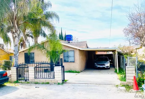 11320 Lowe St, Lamont, CA 93241 photo 1