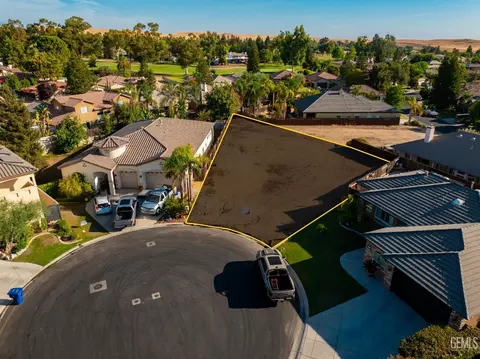6506 Marbrisas Ct, Bakersfield, CA 93306