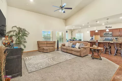 Other - 9008 Rangeley Ct, Bakersfield, CA 93313 photo 4 of 11