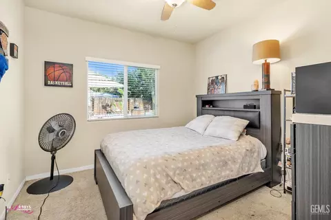 Bedroom - 9008 Rangeley Ct, Bakersfield, CA 93313 photo 3 of 4