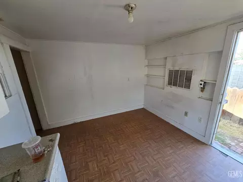 Other - 614 Cedar St, Taft, CA 93268 photo 4 of 9