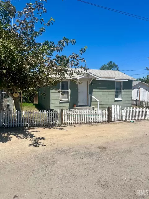 Other - 614 Cedar St, Taft, CA 93268 photo 1 of 9