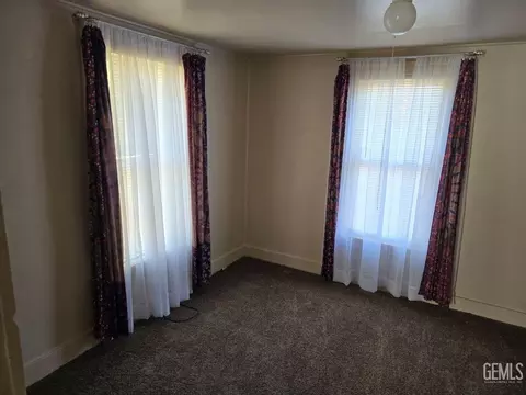 Bedroom - 614 Cedar St, Taft, CA 93268 photo 1 of 1