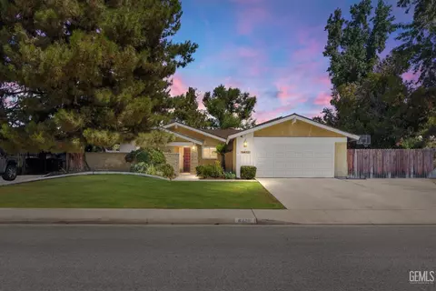 6412 Chukkar Ln, Bakersfield, CA 93309