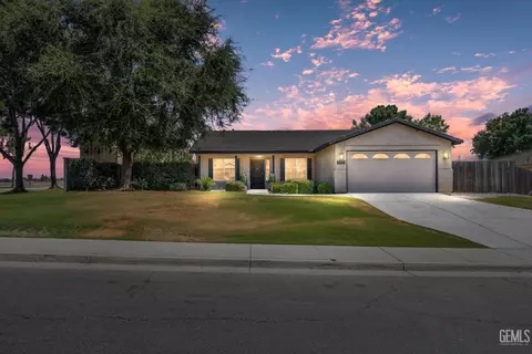 5403 Sardinia Dr, Bakersfield, CA 93308