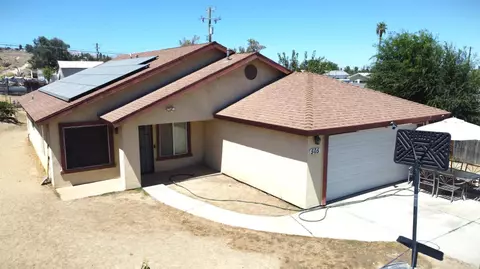 505 Lierly Ave, Taft, CA 93268
