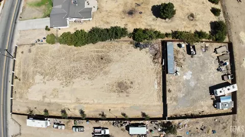 64 Sterling Rd, Bakersfield, CA 93307 photo 8