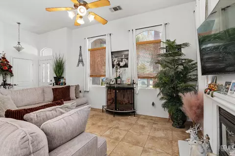 3012 Eagle Valley Pl, Bakersfield, CA 93313 photo 11