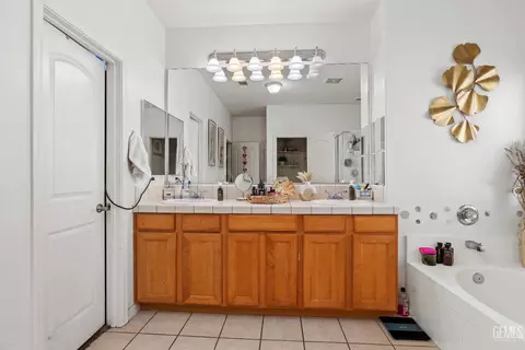 3012 Eagle Valley Pl, Bakersfield, CA 93313 photo 32