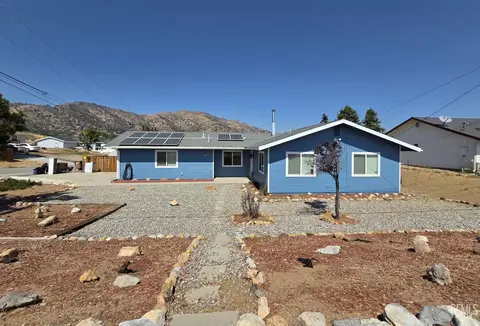 22201 Mccarthy Dr, Tehachapi, CA 93561 photo 1