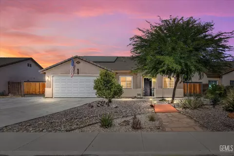 12008 Cedar Bluff Ave, Bakersfield, CA 93312