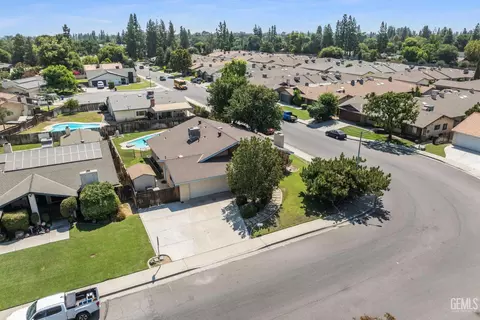200 Quailridge Rd, Bakersfield, CA 93309