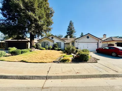 4189 W Providence Ave, Fresno, CA 93722