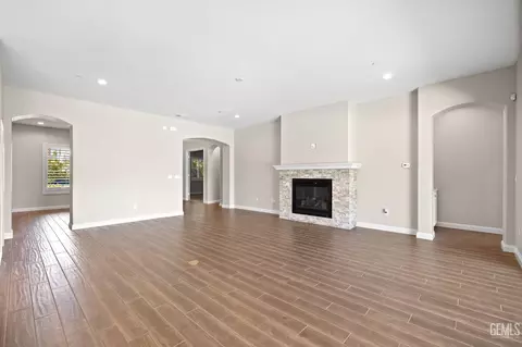11700 Vinery Way, Bakersfield, CA 93311 photo 9