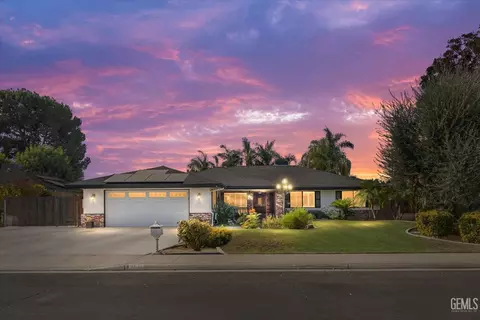 7513 Terry John, Bakersfield, CA 93308