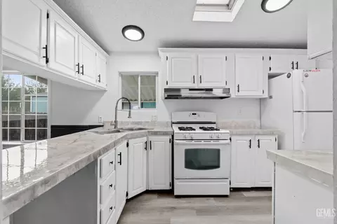 14556 E Tehachapi Blvd #28, Tehachapi, CA 93561 photo 4