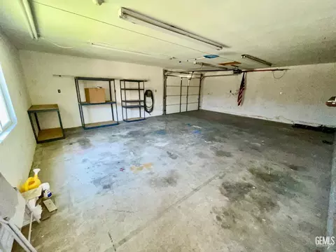 320 E Woodrow St, Taft, CA 93268 photo 14