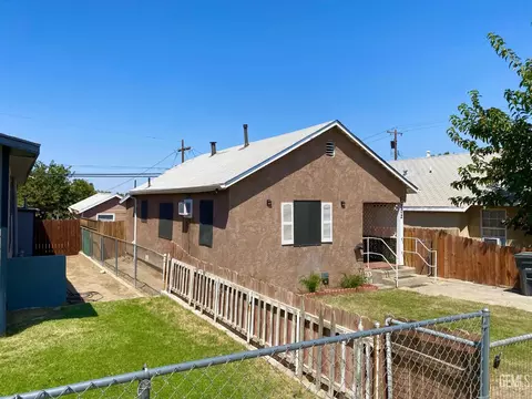 202 Philippine St, Taft, CA 93268