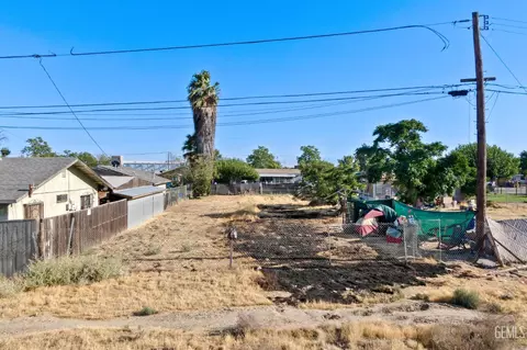 1900 Padre St, Bakersfield, CA 93307 photo 13