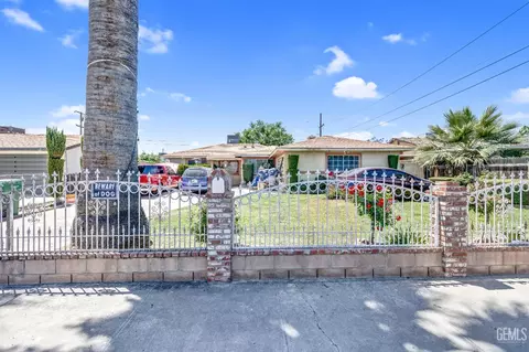 3105 Dore Dr, Bakersfield, CA 93304