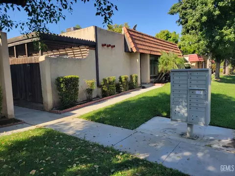 3609 Sampson Ct #B, Bakersfield, CA 93309