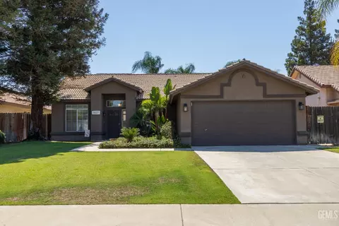 8507 Sun Harbor Dr, Bakersfield, CA 93312