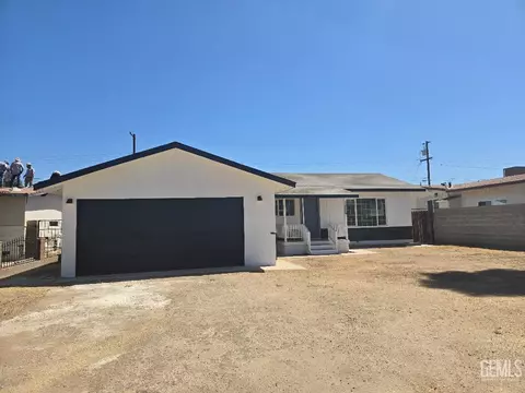 1026 Birch Ave, Wasco, CA 93280 photo 2