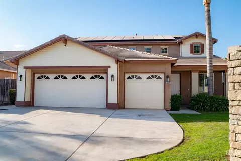 10300 Coconut Grove Ct, Bakersfield, CA 93312