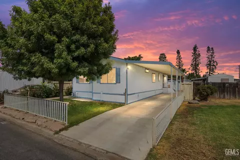 322 Nita Ln, Bakersfield, CA 93308