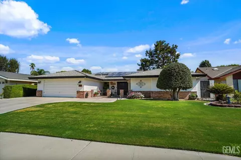 7804 Revelstoke Way, Bakersfield, CA 93309
