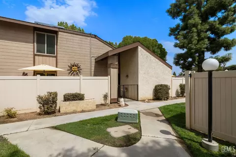 5100 Dunsmuir Rd #3, Bakersfield, CA 93309
