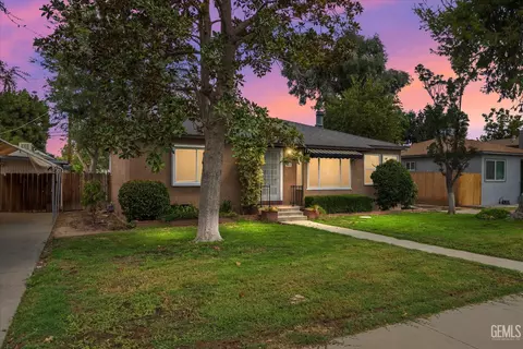 2700 Dracena St, Bakersfield, CA 93304