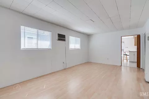 411 A St, Taft, CA 93268 photo 6