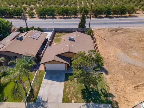 View/Area - 429 Barlow Ct, Arvin, CA 93203 photo 1 of 6