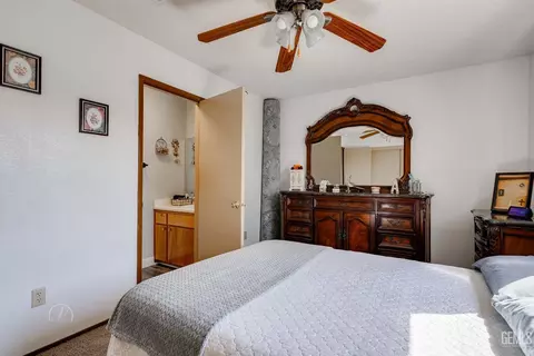Bedroom - 429 Barlow Ct, Arvin, CA 93203 photo 5 of 5