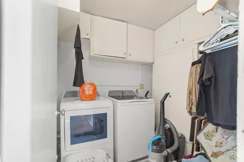 Other - 613 B St, Taft, CA 93268 photo 8 of 13