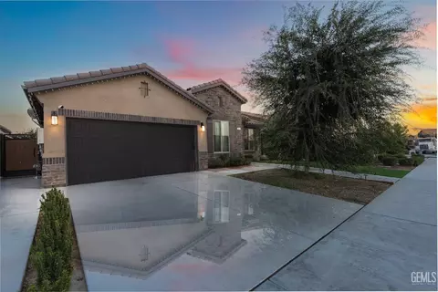 3602 Clover Valley Ln, Shafter, CA 93263 photo 1