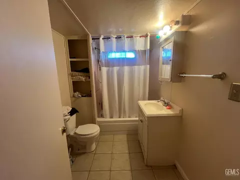 207 Fillmore St, Taft, CA 93268 photo 7