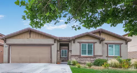18019 Lapis Ln, San Bernardino, CA 92407