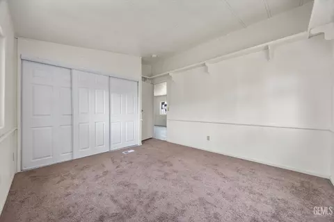 5501 Weedpatch Hwy, Bakersfield, CA 93307 photo 9